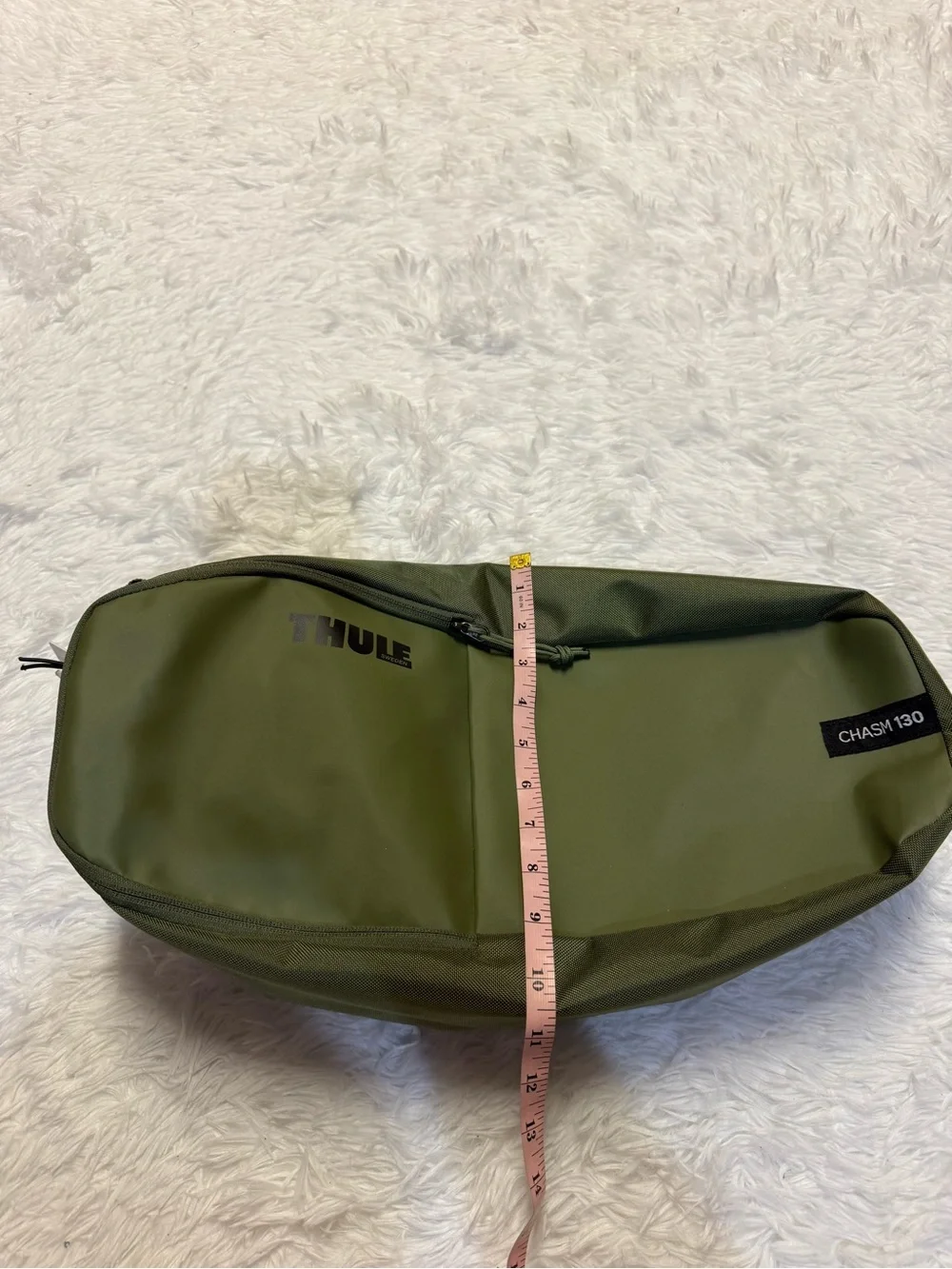 Thule Chasm Olive Green Duffle Bag Packing Case / Accessories Carry Bag